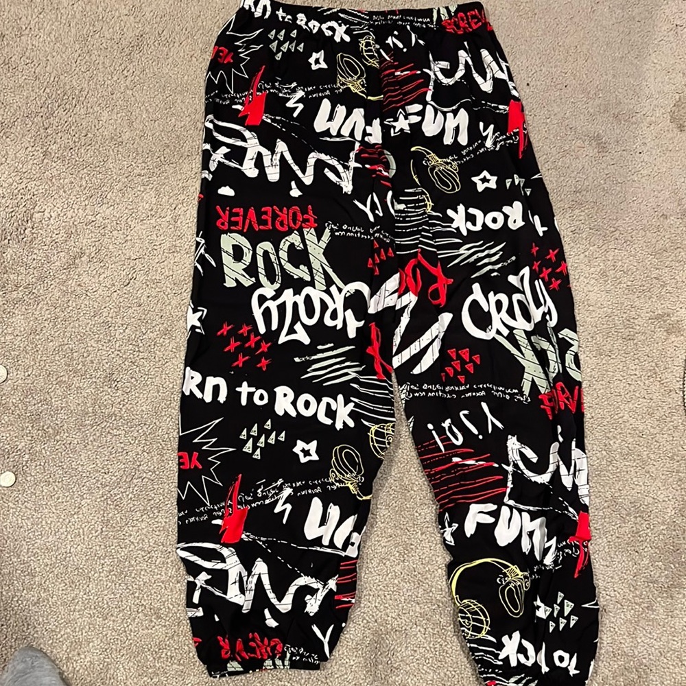 Graphic style pants